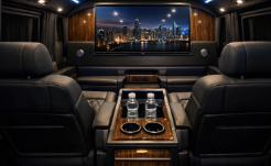 Mercedes Vito VIP araç içi ferah alan ve düzen